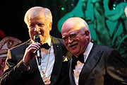 Horst Seehofer  42. Ordensträger des Karl-Valentin Orden - die Laudation hielt Peter Gauweiler (©Foto: Martin Schmitz)